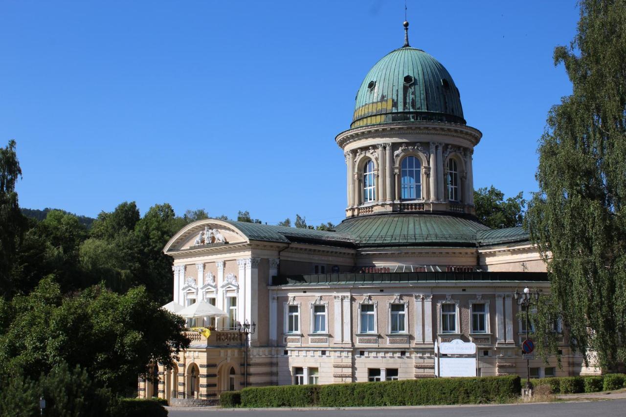 Apartamenty Zlota Palma Lądek-Zdrój Esterno foto